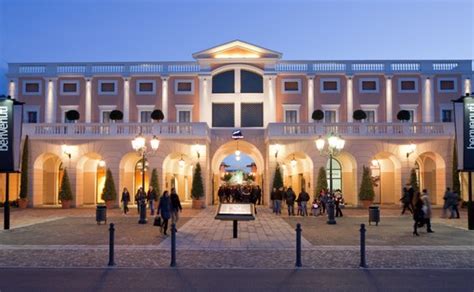 borse prada outlet marcianise|La Reggia Designer Outlet.